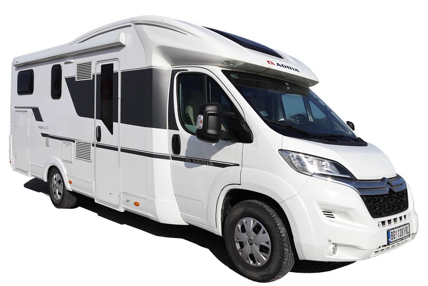 ТОП-40 лучших машин для путешествий и дальних поездок на 2026 год