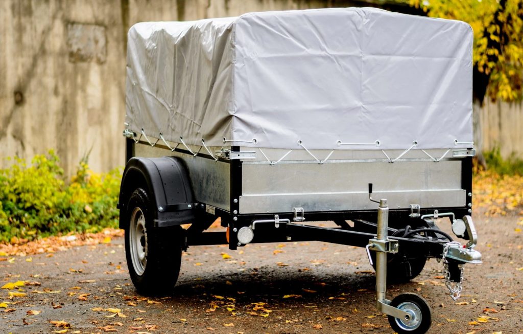 ТОП-25 лучших легковых прицепов на 2026 год