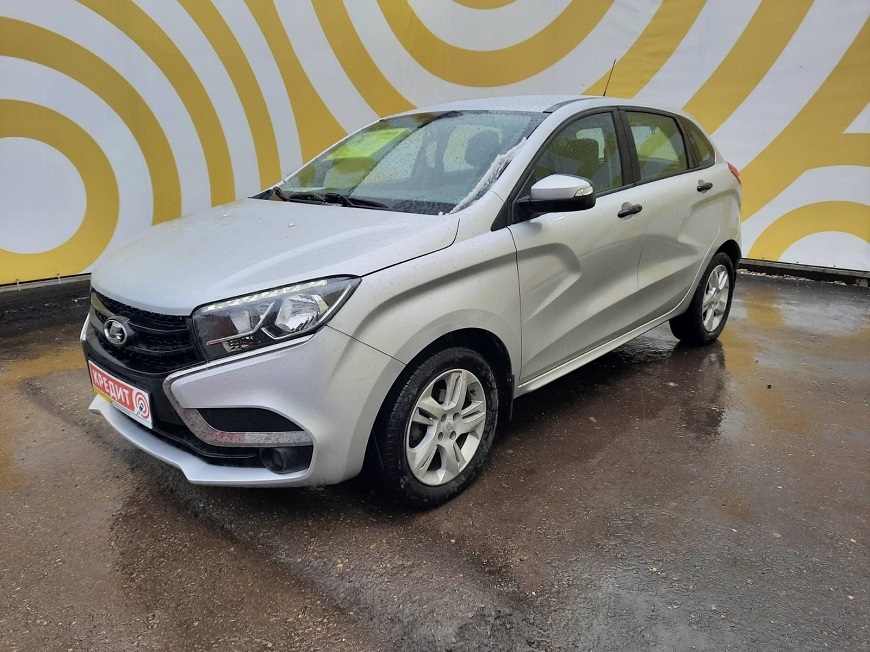 ТОП-30 лучших машин до 300 000 рублей на 2026 год