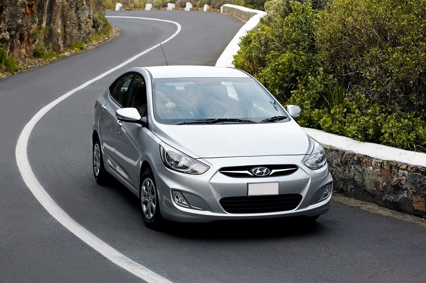 ТОП-30 лучших машин до 300 000 рублей на 2026 год