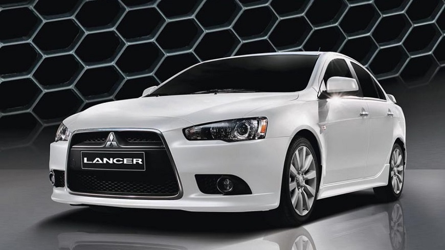 ТОП-30 лучших машин до 300 000 рублей на 2026 год