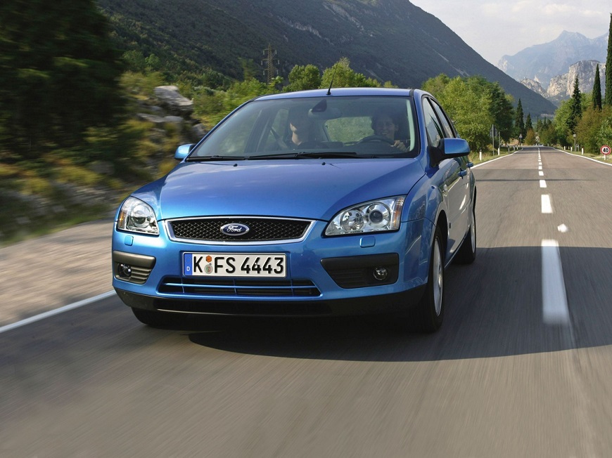 ТОП-30 лучших машин до 300 000 рублей на 2026 год