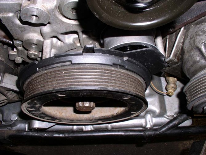 Как легко и просто открутить шкив коленвала (пошаговая инструкция)