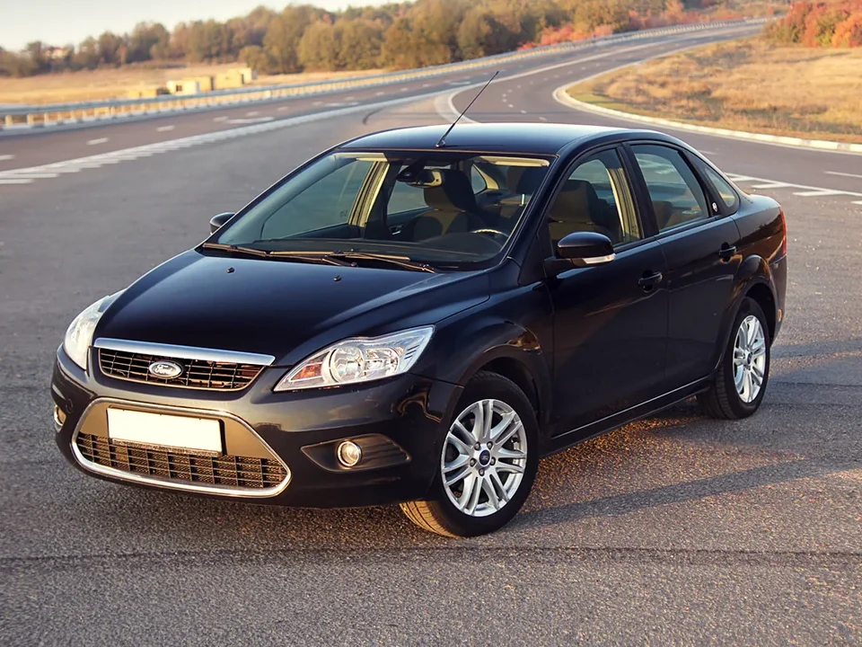 ТОП-22 машин за 600 000 рублей в 2026 году