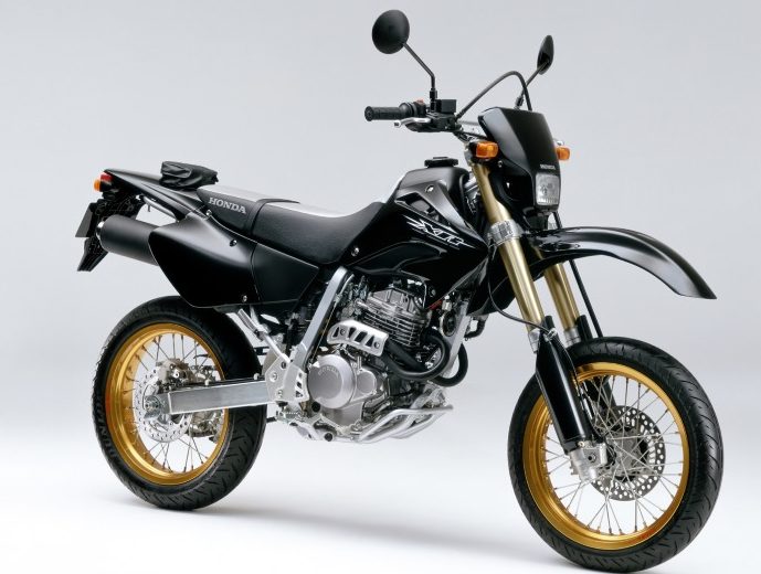 ТОП-30 лучших мотоциклов Эндуро в 2026 году: какого производителя выбрать, параметры, на которые стоит обратить внимание