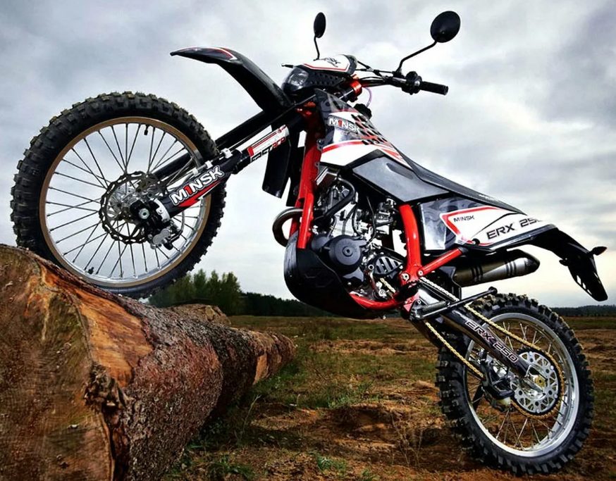 ТОП-30 лучших мотоциклов Эндуро в 2026 году: какого производителя выбрать, параметры, на которые стоит обратить внимание