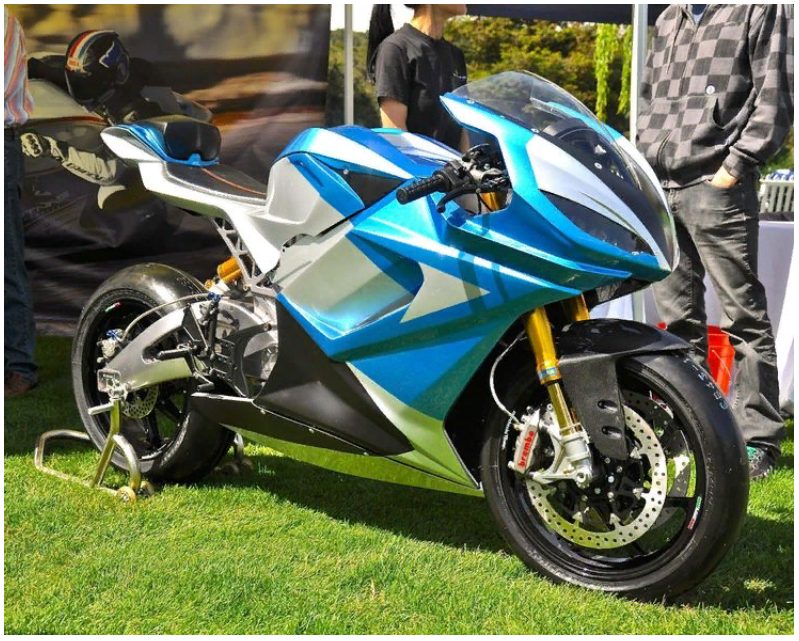 ТОП-30 лучших спортивных мотоциклов в 2026 года: какой лучше выбрать, лучшие производители, самые быстрые спортбайки