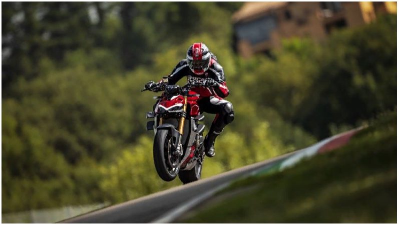 ТОП-30 лучших спортивных мотоциклов в 2026 года: какой лучше выбрать, лучшие производители, самые быстрые спортбайки