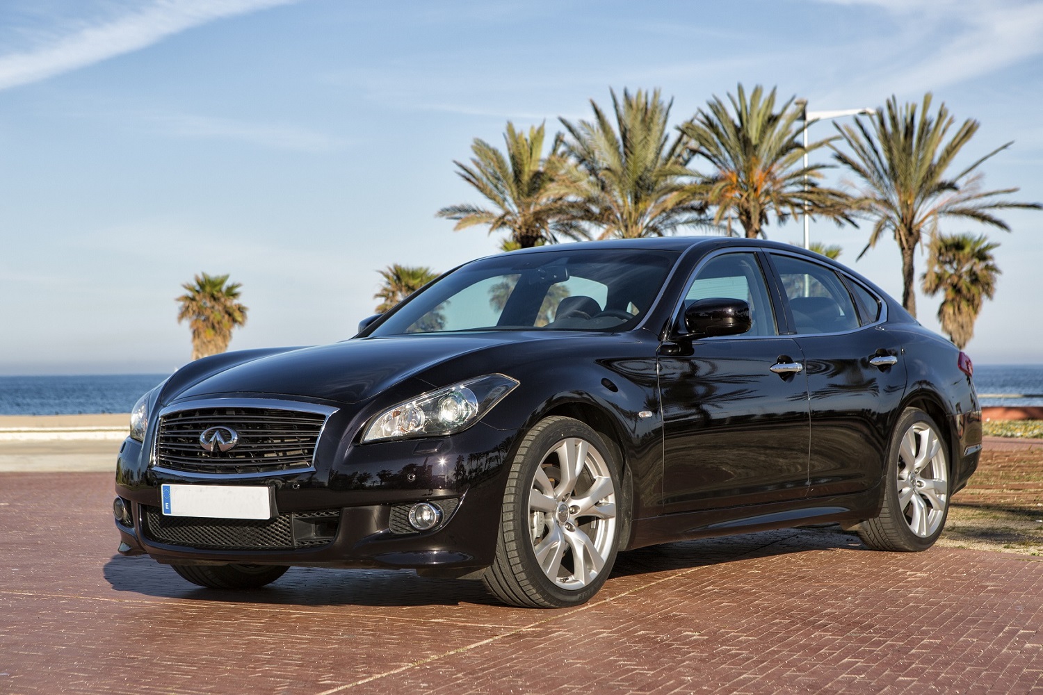 ТОП-30 представительских автомобилей 2026 (лучшие модели бизнес-седанов)