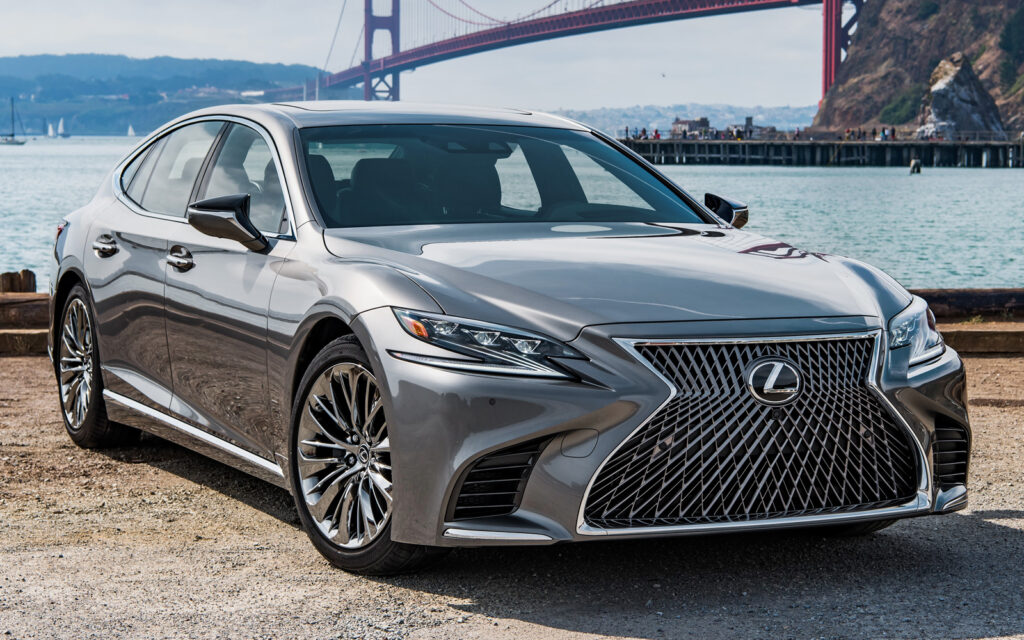 ТОП-30 представительских автомобилей 2026 (лучшие модели бизнес-седанов)