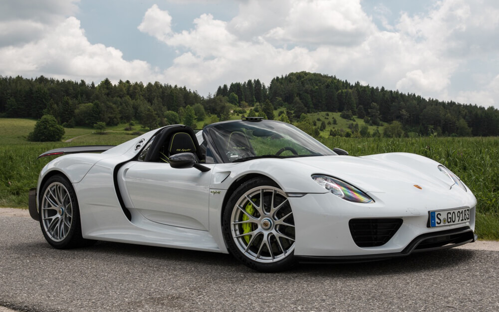 ТОП 35 самых дорогих машин в мире на 2026 (+ рейтинг престижных авто)