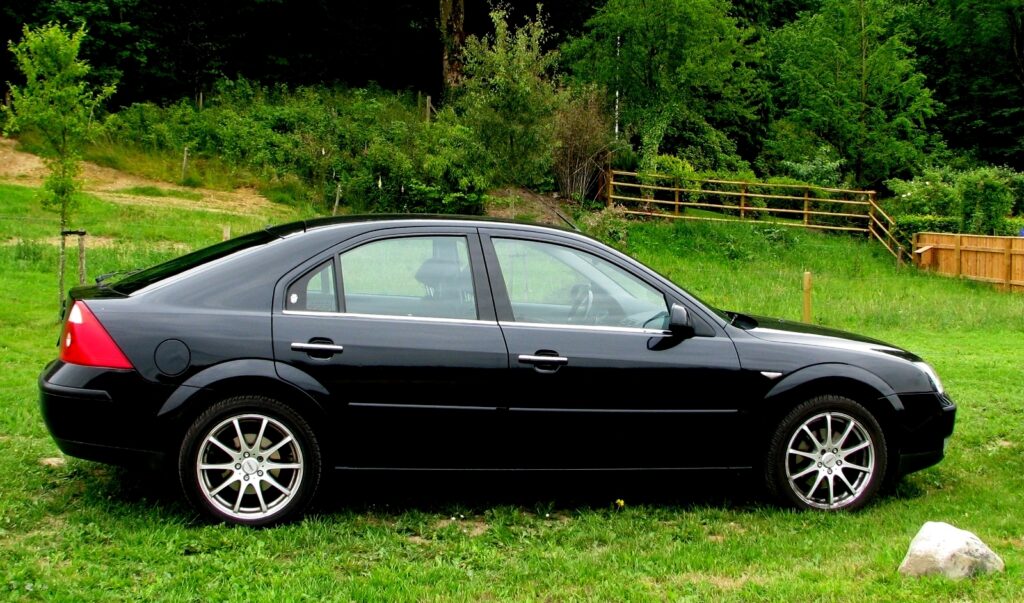 ТОП-21 машин за 400 000 рублей в 2026 году