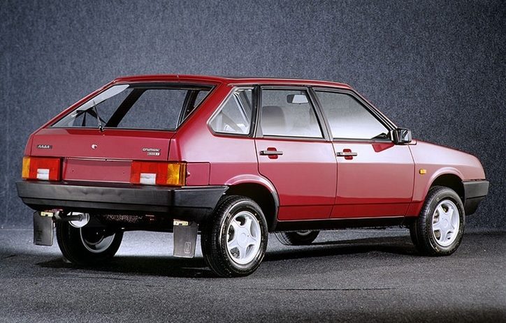 ТОП 25 лучших авто для начинающего водителя мужчины в 2026 (+ советы по выбору)