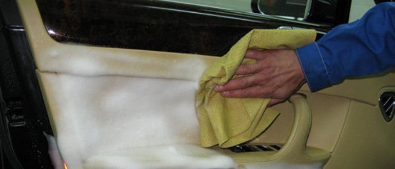 ТОП 25 лучших средств для химчистки салона авто