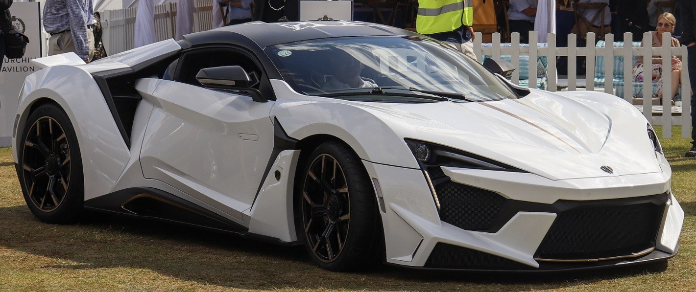 ТОП-25 самых быстрых машин в 2026 году (рекорды скорости)