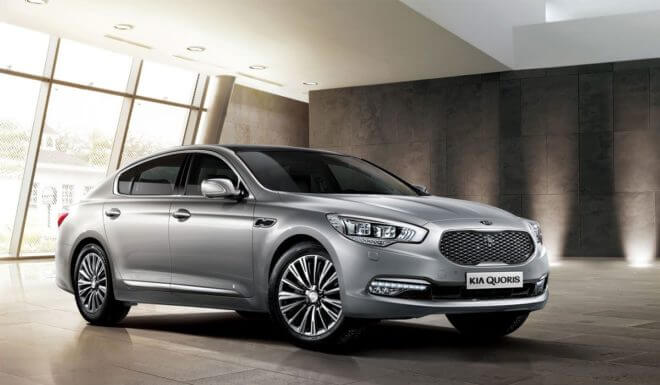 ТОП-25 самых быстрых машин в 2026 году (рекорды скорости)