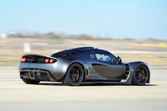 ТОП-25 самых быстрых машин в 2026 году (рекорды скорости)