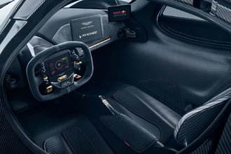 ТОП-25 самых быстрых машин в 2026 году (рекорды скорости)