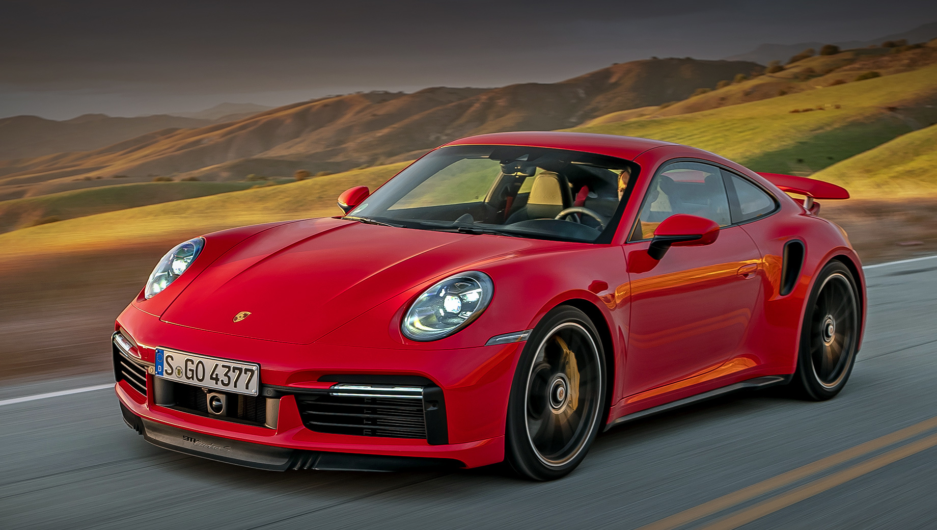 ТОП-25 самых быстрых машин в 2026 году (рекорды скорости)