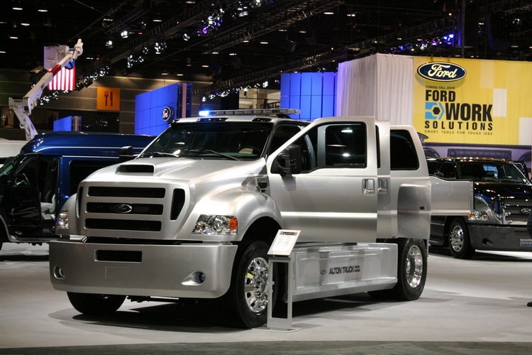 ТОП-28 самых тяжёлых легковых автомобилей в мире на 2026 год