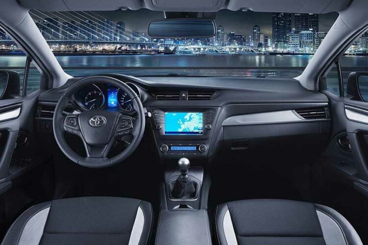 ТОП-33 самых комфортных машин среднего класса в 2026 году (советы при выборе авто)