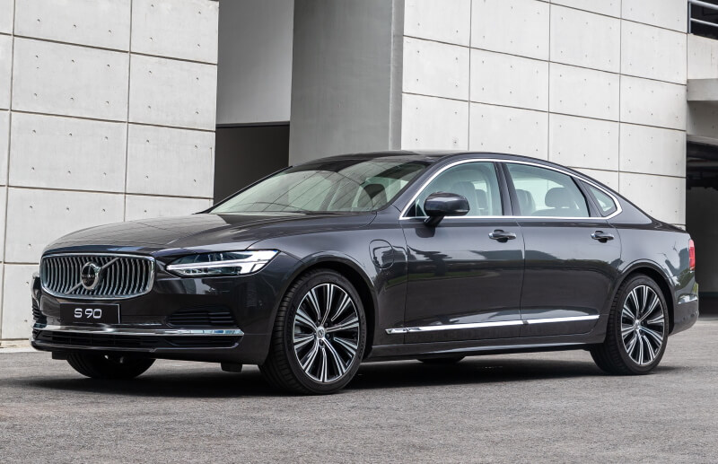 ТОП-35 Самых комфортных автомобилей в 2026 году