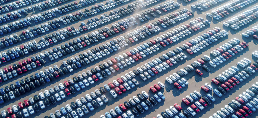 Как парковать машину спокойно и без хлопот?